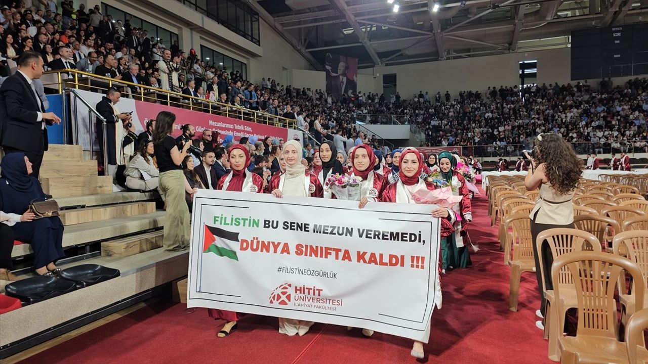 Hitit Üniversitesinde Mezuniyet Töreni: Başarı ve Birliktelik