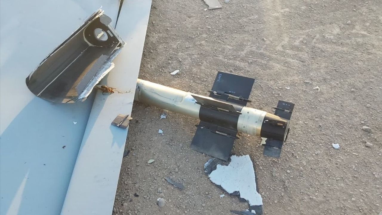 İran, Düşürülen İsrail SİHA'sının Görüntülerini Yayınladı
