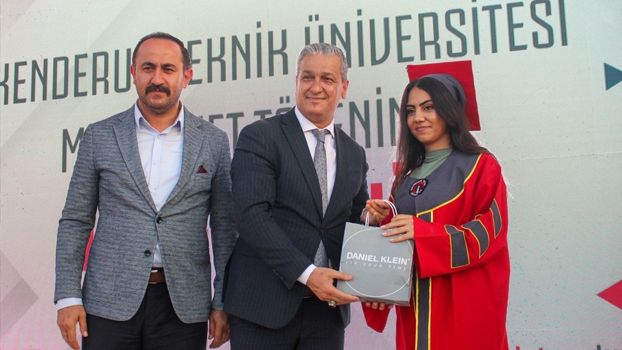 İskenderun Teknik Üniversitesi Mezuniyet Töreni Coşkusu