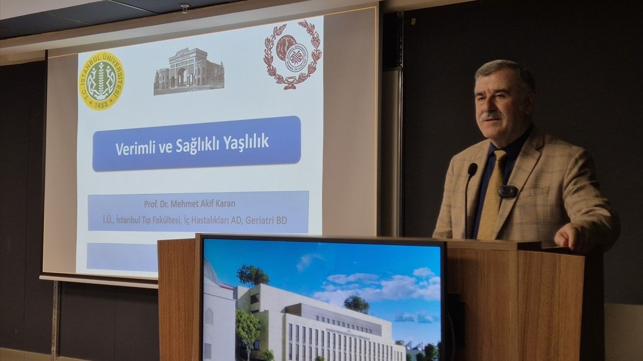 İstanbul'da Sağlıklı Yaşlılık Tartışıldı