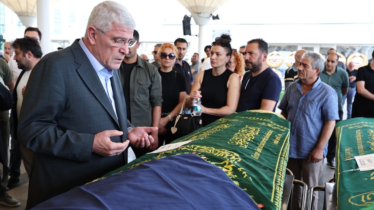 İYİ Parti Genel Başkanı Dervişoğlu, Öğretmen Sevil Şeker'in Cenaze Törenine Katıldı