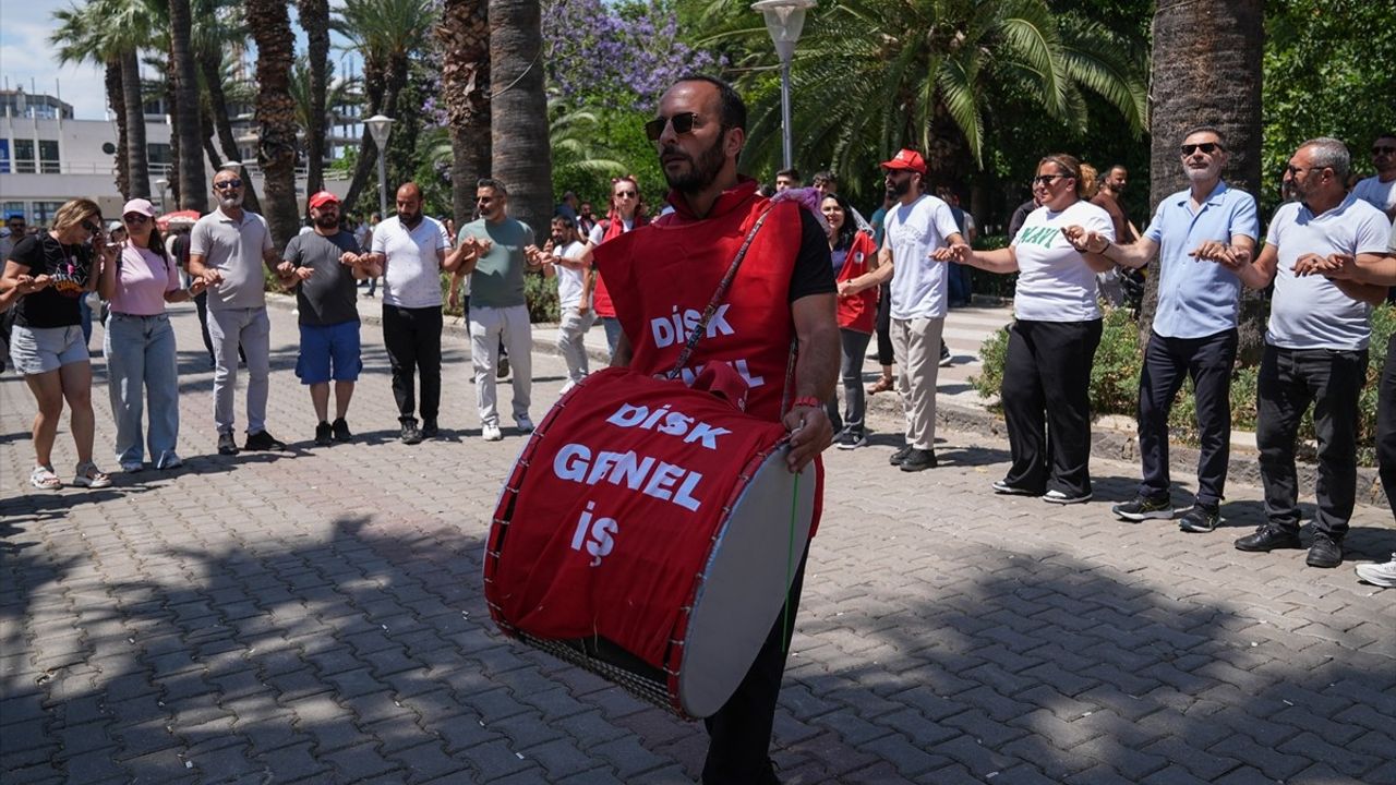 İzmir'de Grevdeki İşçilerden Tepki Büyüyor