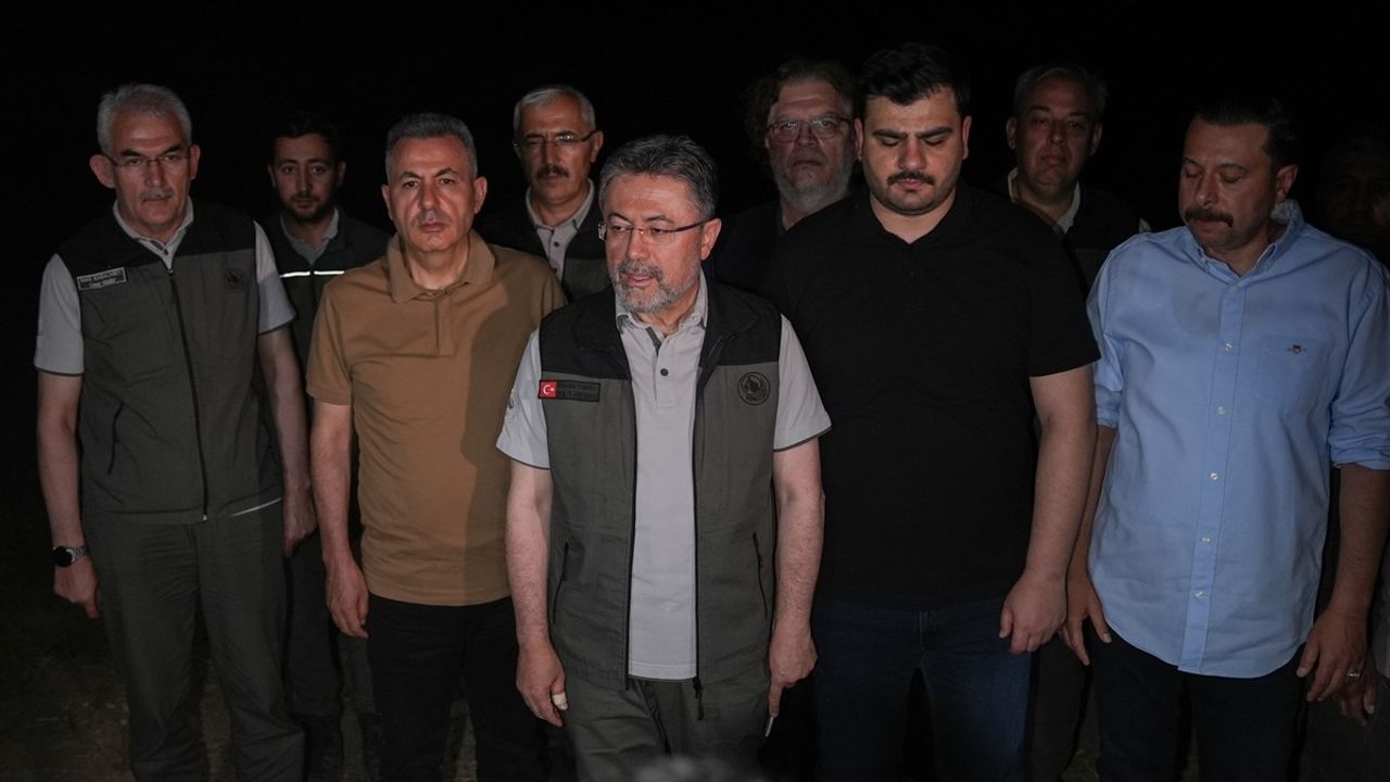 İzmir’de Orman Yangınları ve Müdahale Çalışmaları