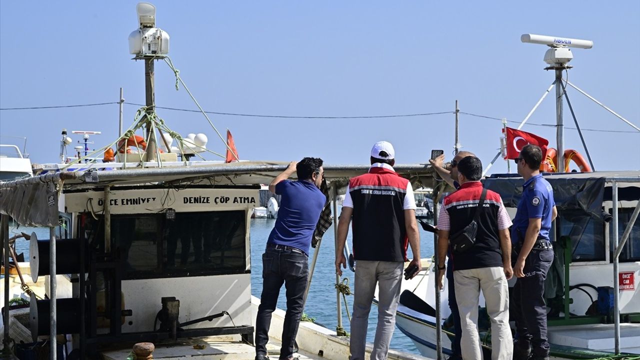 İzmir'de Su Ürünleri Denetiminde 1 Milyon 246 Bin Lira Ceza