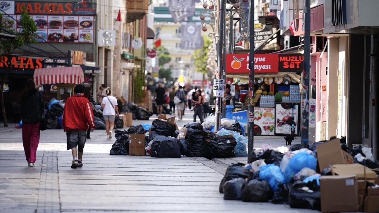 İzmir'deki Grev Dört Günde 23 Bin İşçiyi Etkiledi