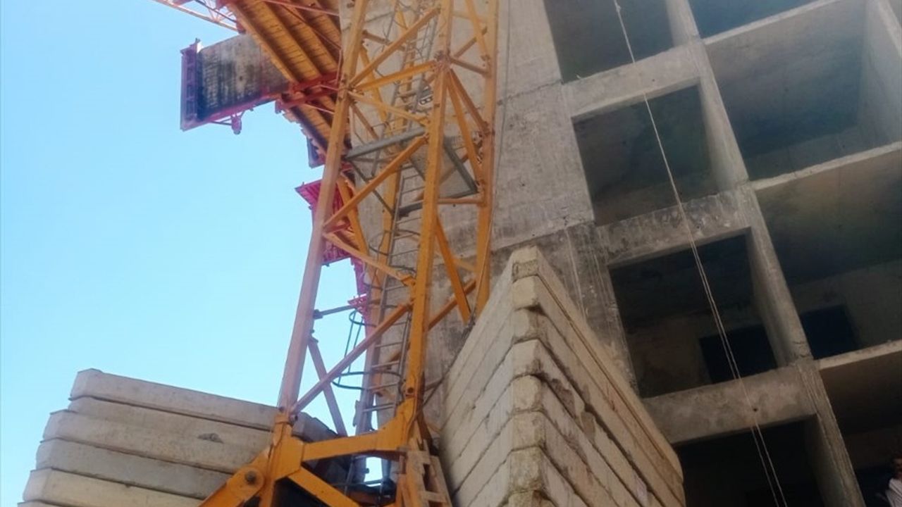 Kahramanmaraş'ta Kule Vinç Kazası: Operatör Hayatını Kaybetti