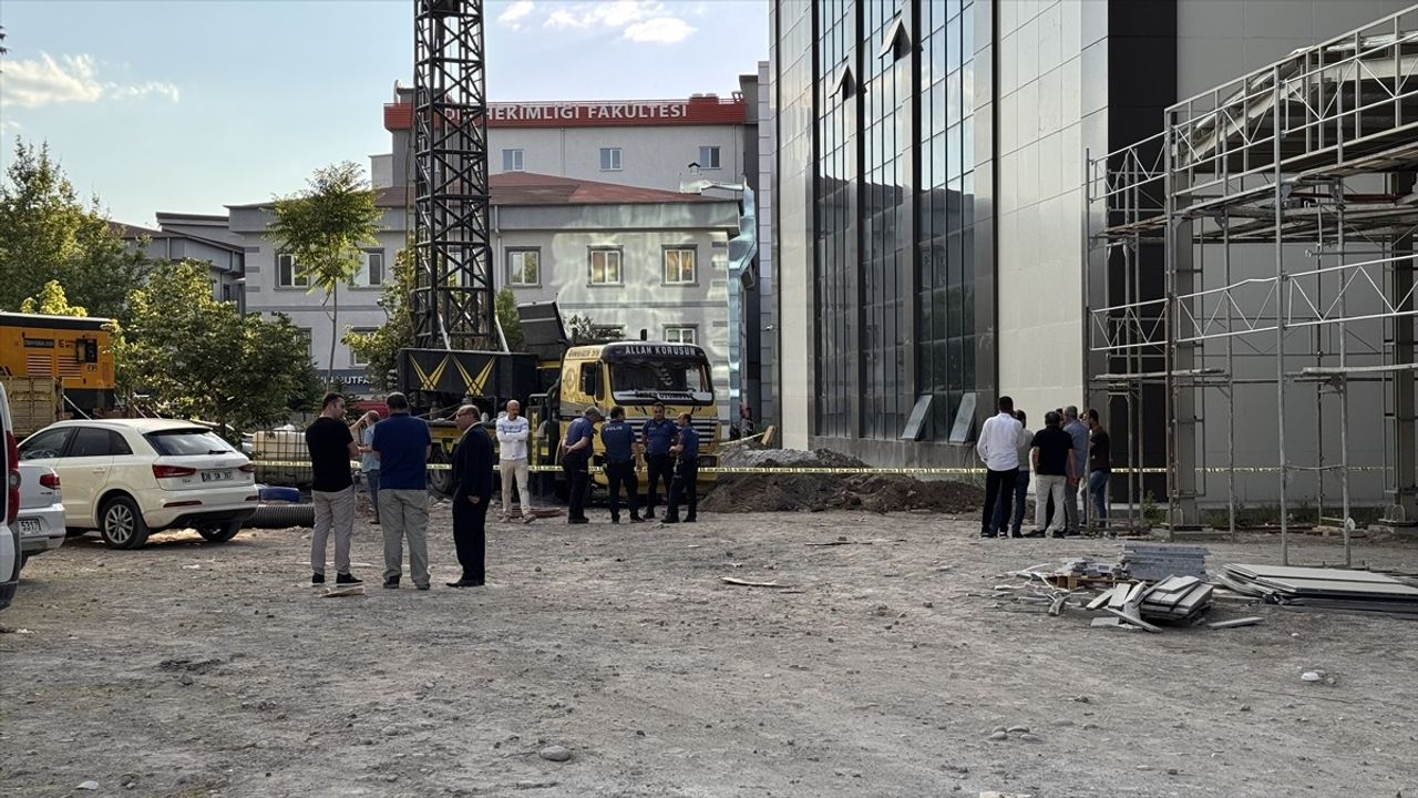Kayseri'de Sondaj Kuyusuna Düşen İşçi Hayatını Kaybetti