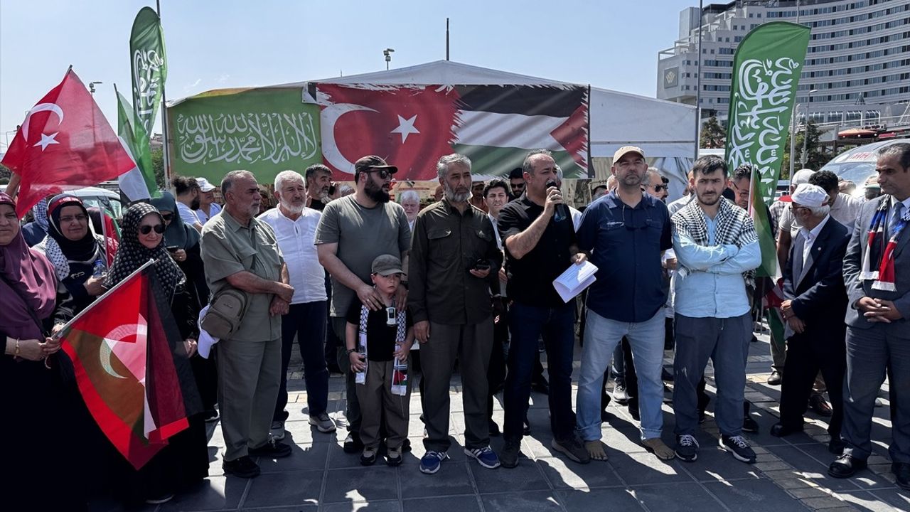 Kayseri'den Gazze'ye Dayanışma Yürüyüşü İçin Kafile Yola Çıktı