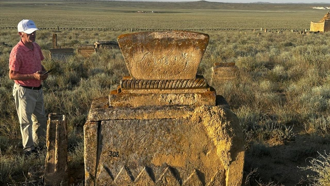 Kazakistan'da Oğuzların Kültürel Mirasına Aydınlatıcı Proje