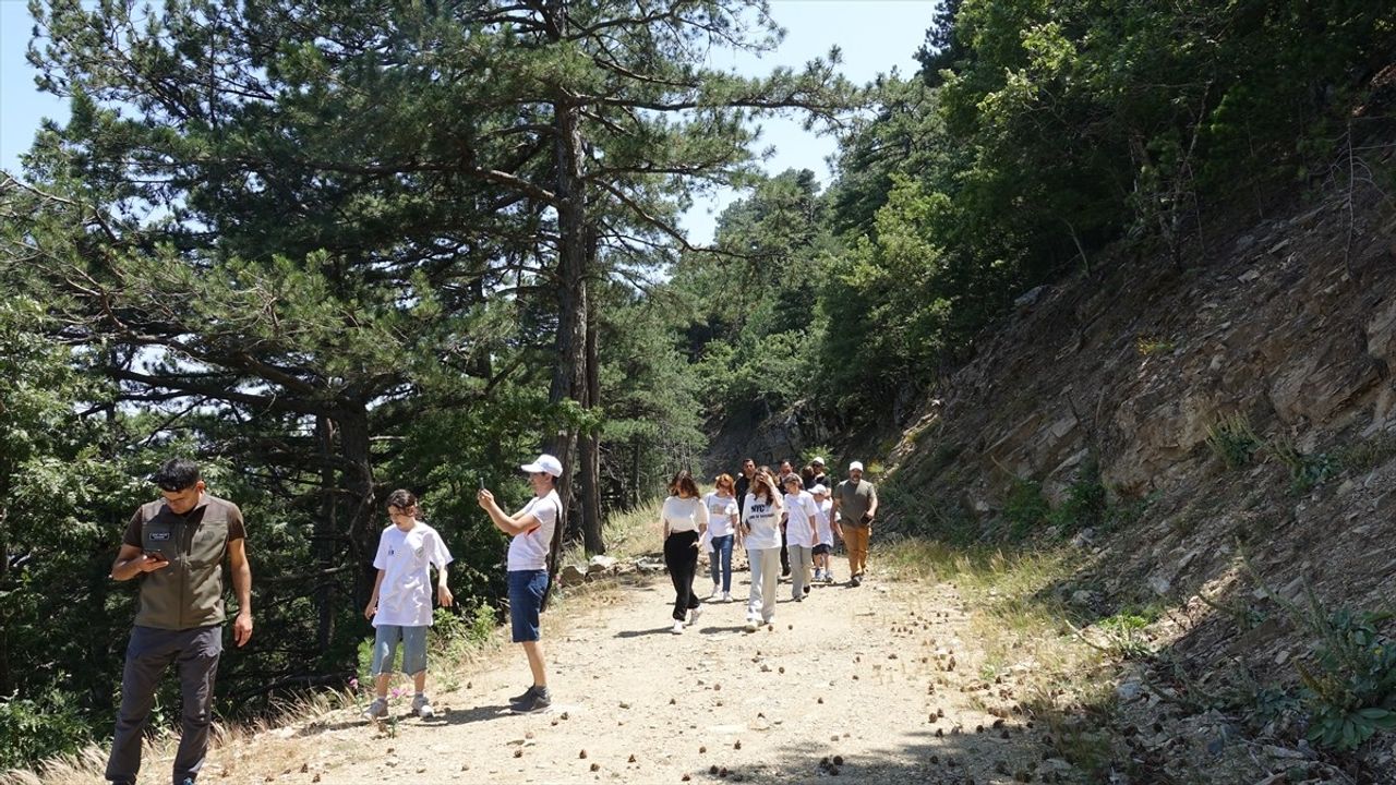 Kazdağları'nda Baba-Çocuk Doğa Kampı Düzenlendi