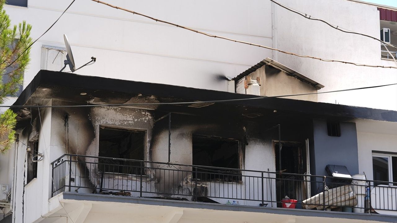 KOAH Hastası Kadın İzmir'de Evinde Yangında Hayatını Kaybetti