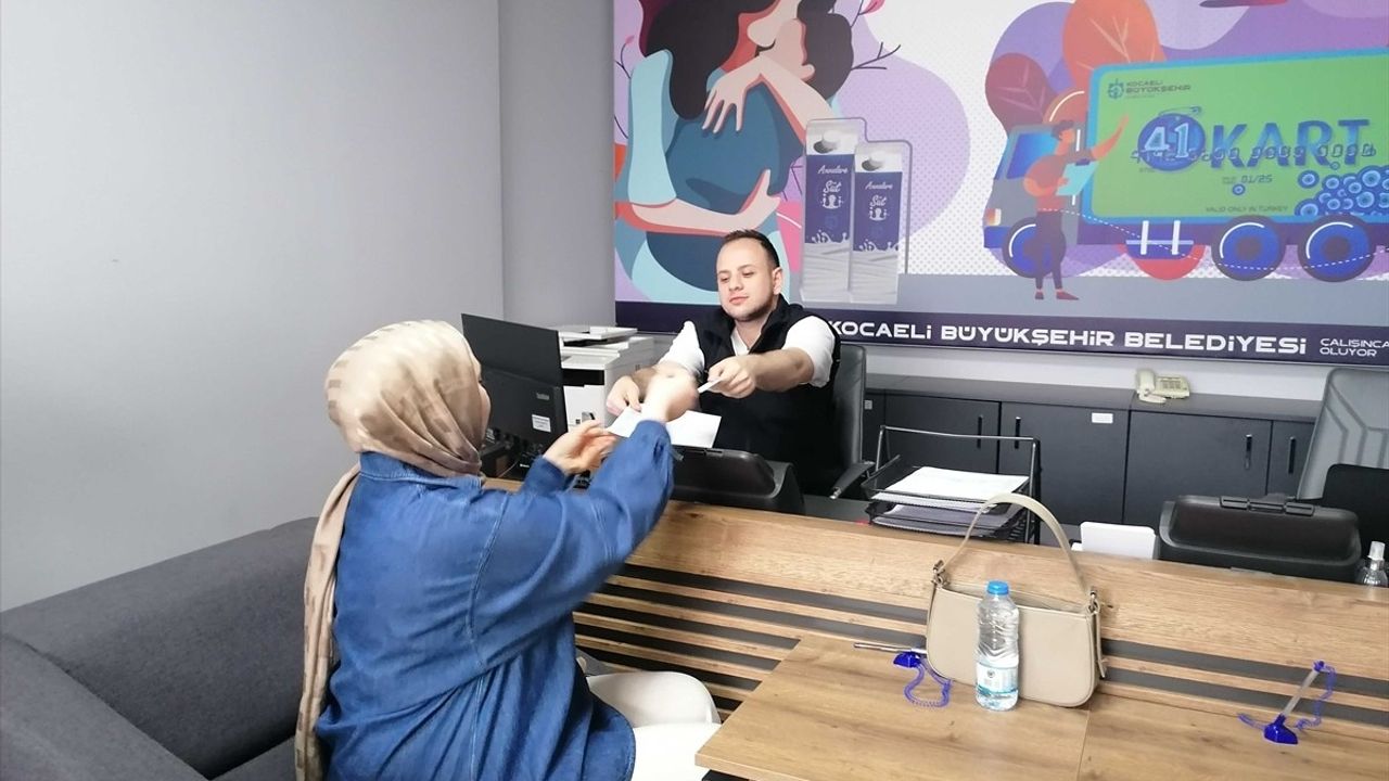 Kocaeli'de 10 Yılda 330 Binden Fazla Anneye Süt Desteği