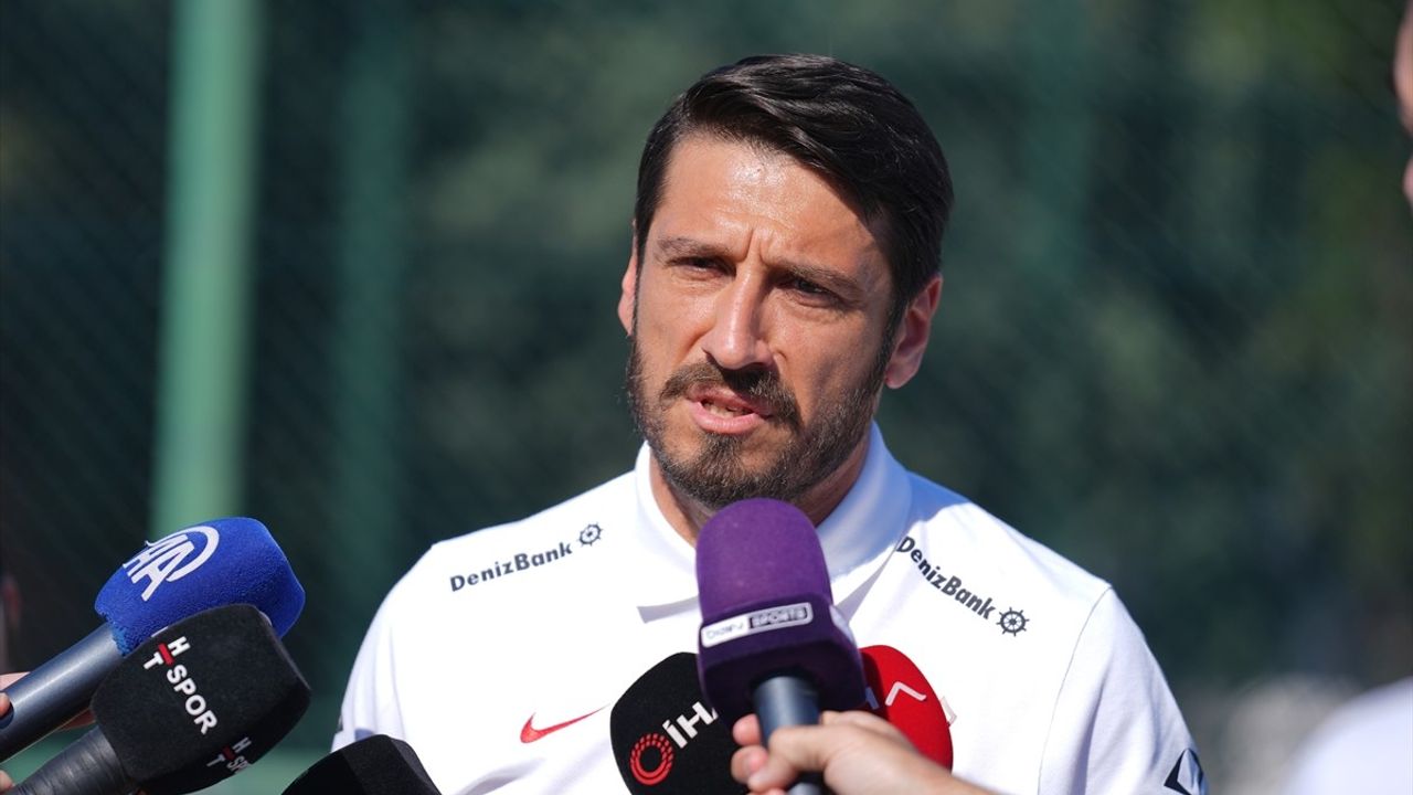 Korkmaz, Ümit Milli Takım'daki Sorunları Değerlendirdi