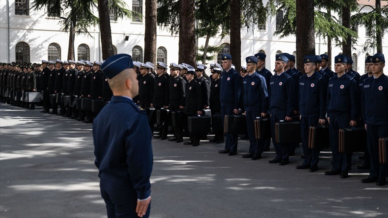 Kuleli Yerleşkesi'nde Yabancı Diller Eğitimi: Harbiyeliler İçin Temel Adım