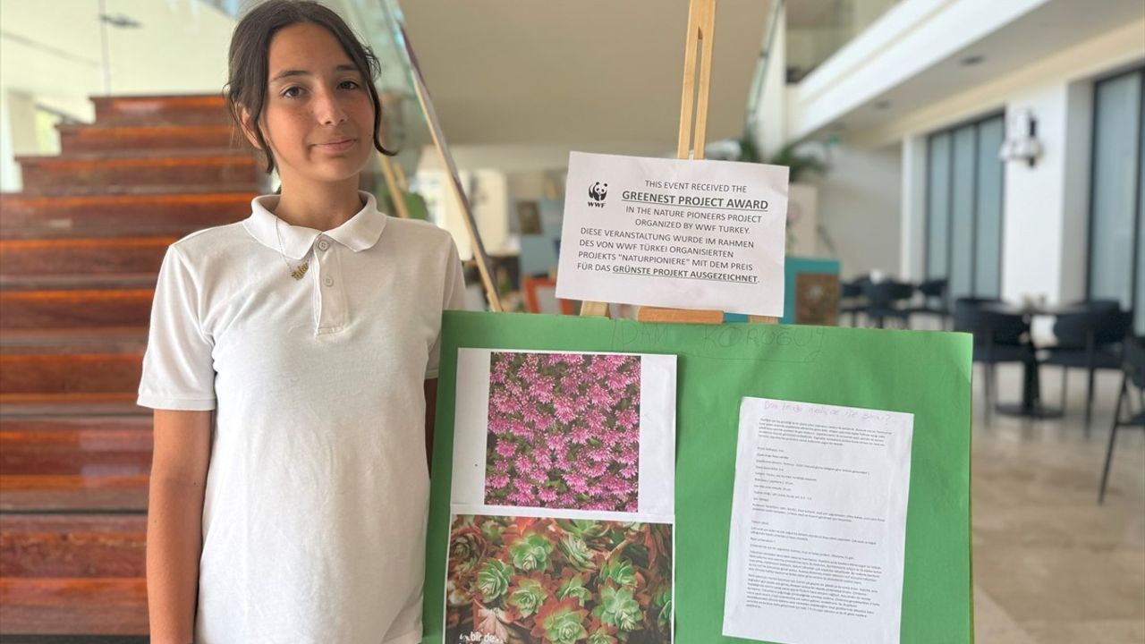 Kuşadası'nda Ortaokul Öğrencilerinin Endemik Bitkiler Projesi