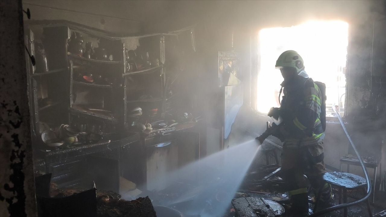 Kütahya'da İtfaiye Ekiplerinden Örnek Kurtarma Operasyonu