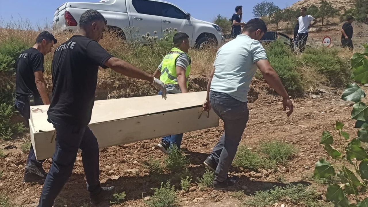 Mardin'de Otomobil Kazası: 1 Ölü, 1 Yaralı