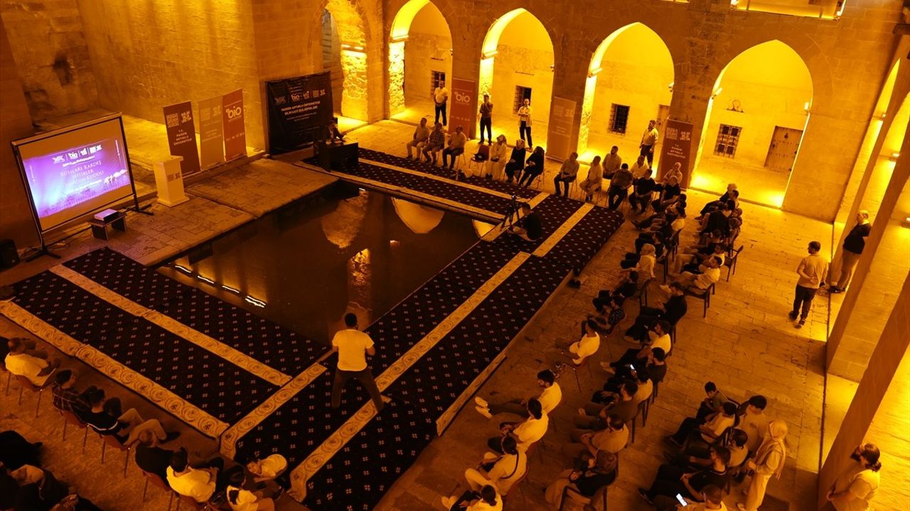 Mardin'deki Bilim Kafe Etkinliğinde Mardin ve Kudüs İlişkisi Konuşuldu