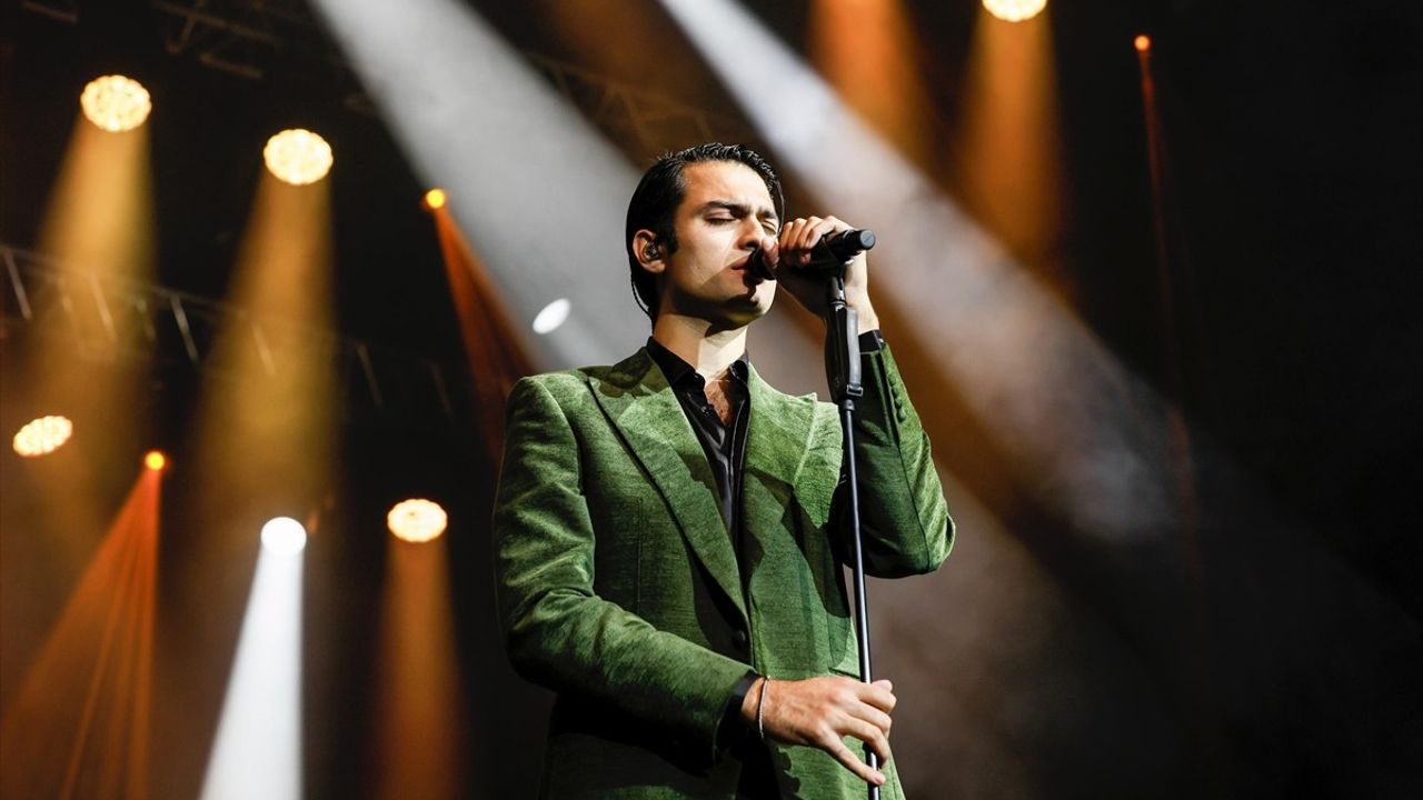 Matteo Bocelli, İstanbul'da Unutulmaz Bir Konser Verdi