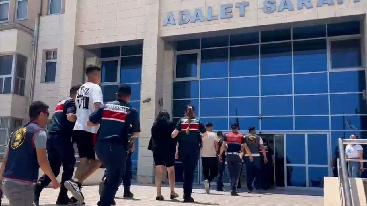 Mersin'deki İş Yeri Saldırısında İki Şüpheli Tutuklandı