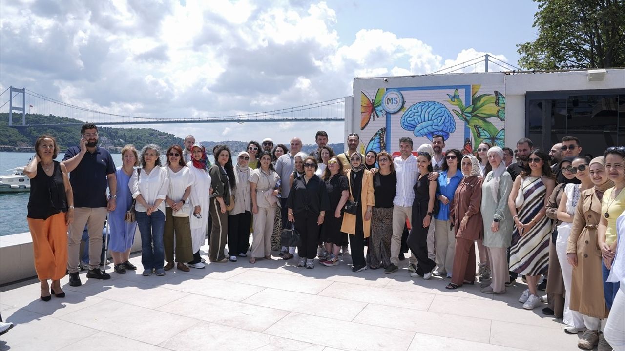 MS Hastaları ve Doktorlar Farkındalık Etkinliğinde Buluştu