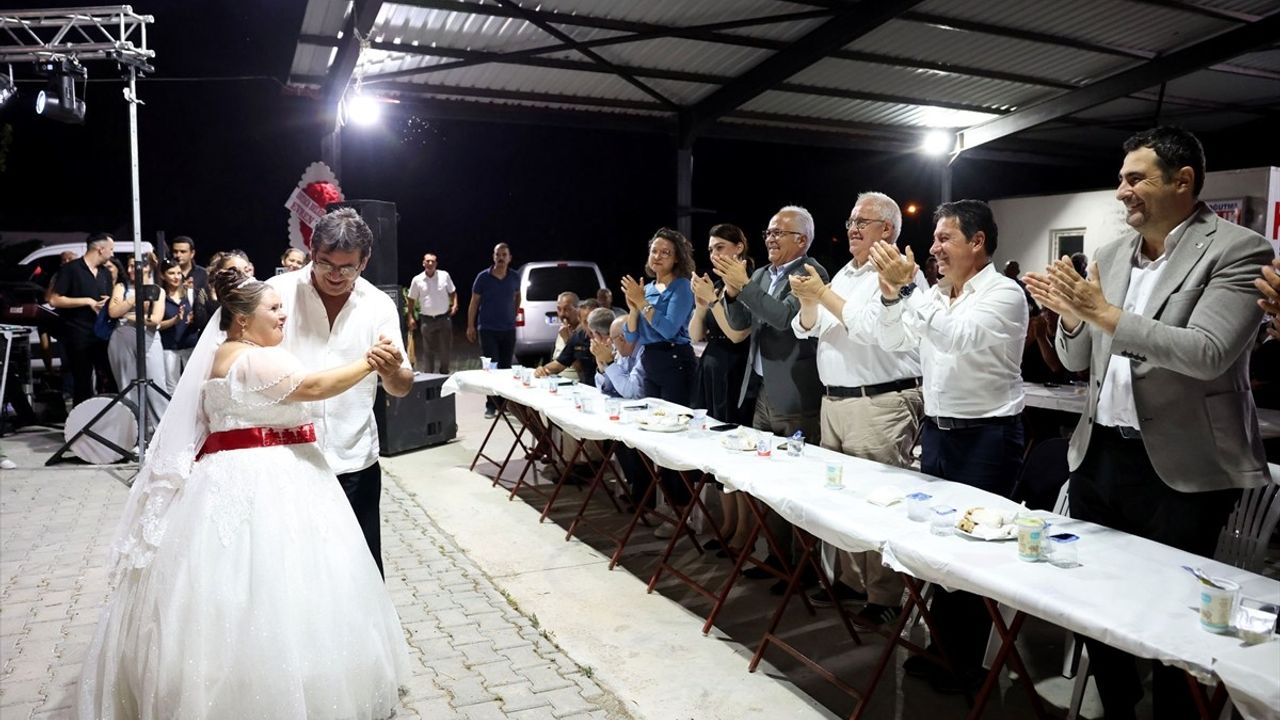 Muğla'da Down Sendromlu Nilay'ın Düğün Hayali Gerçekleşti