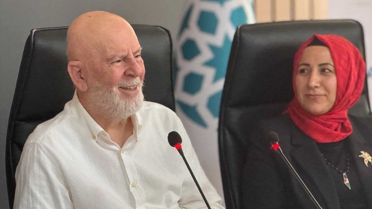 Mustafa Kutlu'dan Düşünceli Anlatımlar ve Edebiyatın Geleceği
