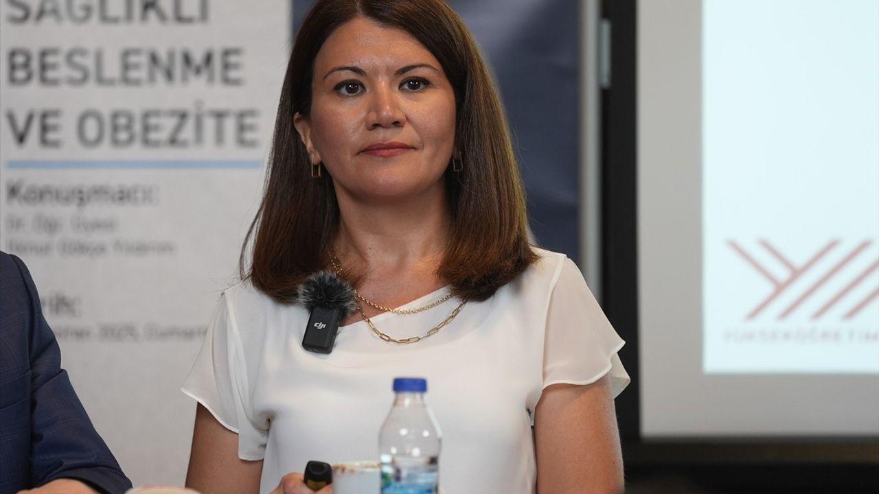 Obezite ve Sağlıklı Beslenme Üzerine Söyleşi Gerçekleştirildi