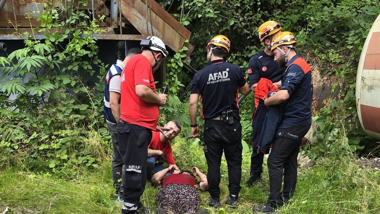 Rize'de Kaybolan Kadın Yaralı Halde Bulundu