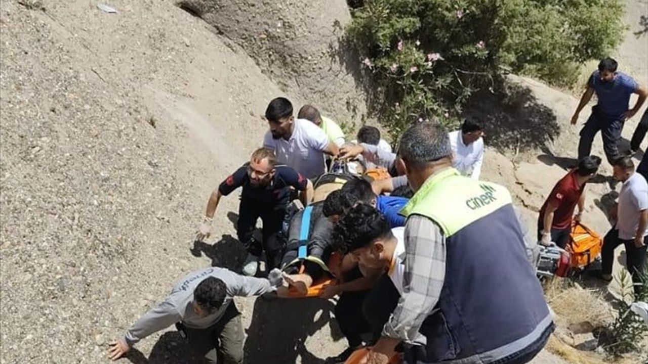 Şırnak'ta Trafik Kazası: 1 Ölü, 3 Yaralı