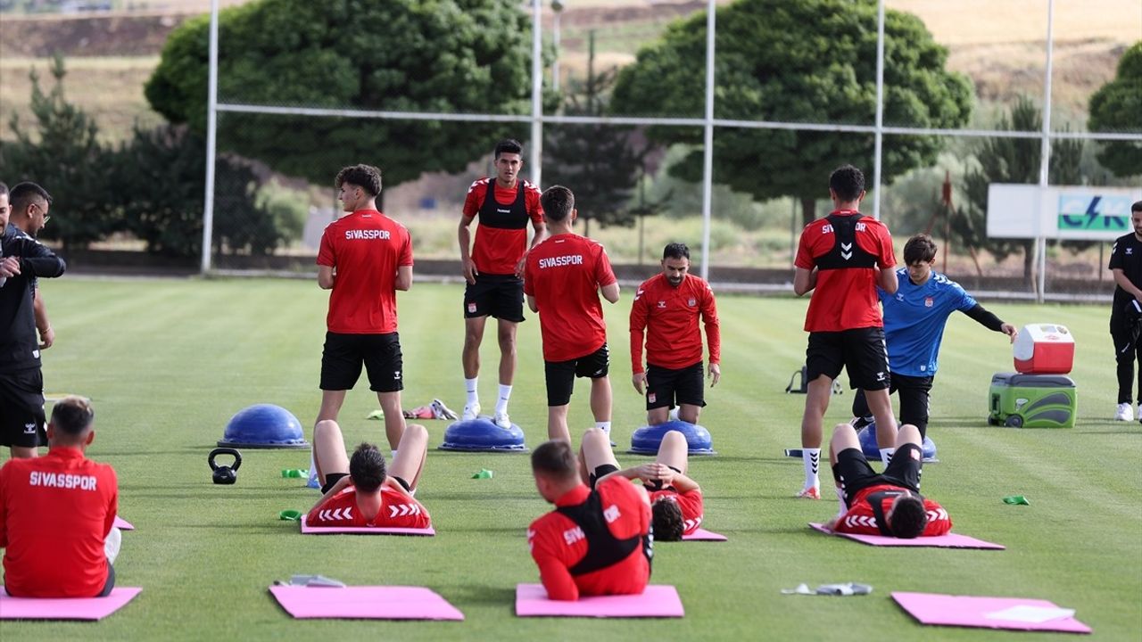 Sivasspor, Yeni Sezon Hazırlıklarına Başladı
