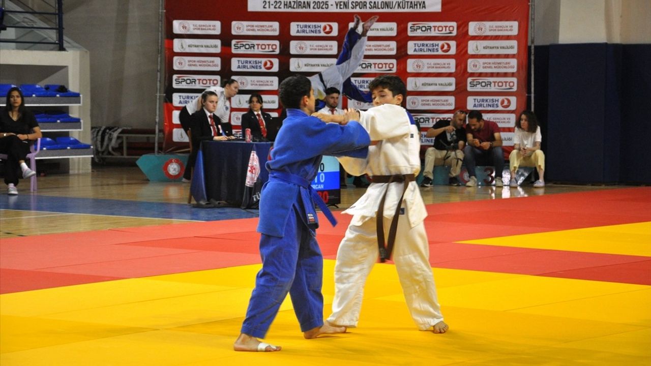 Spor Toto Yıldızlar Türkiye Judo Şampiyonası Kütahya'da Başladı