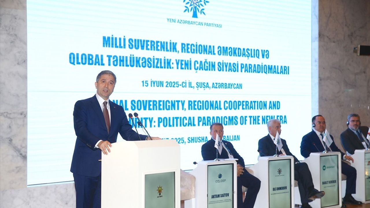 Şuşa'da Küresel Güvenlik ve Bölgesel İşbirliği Zirvesi Düzenlendi
