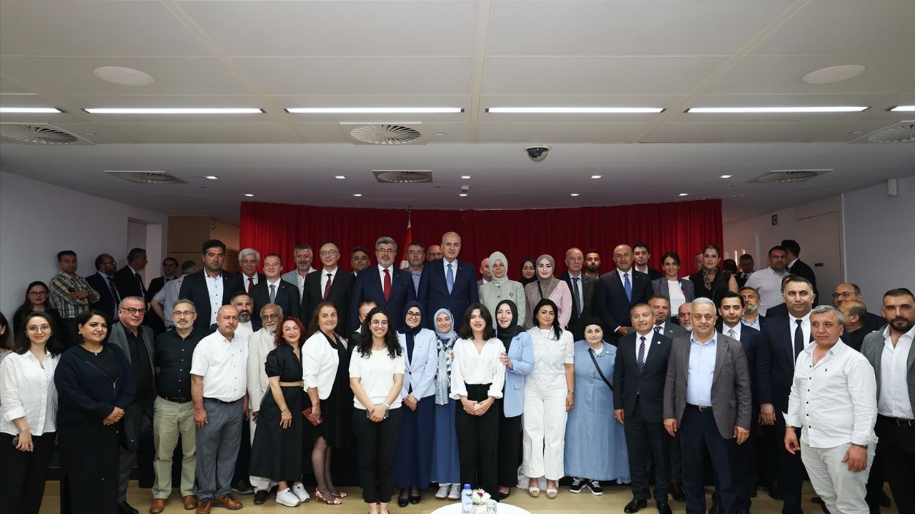 TBMM Başkanı Kurtulmuş'tan Brüksel'deki Önemli Açıklamalar