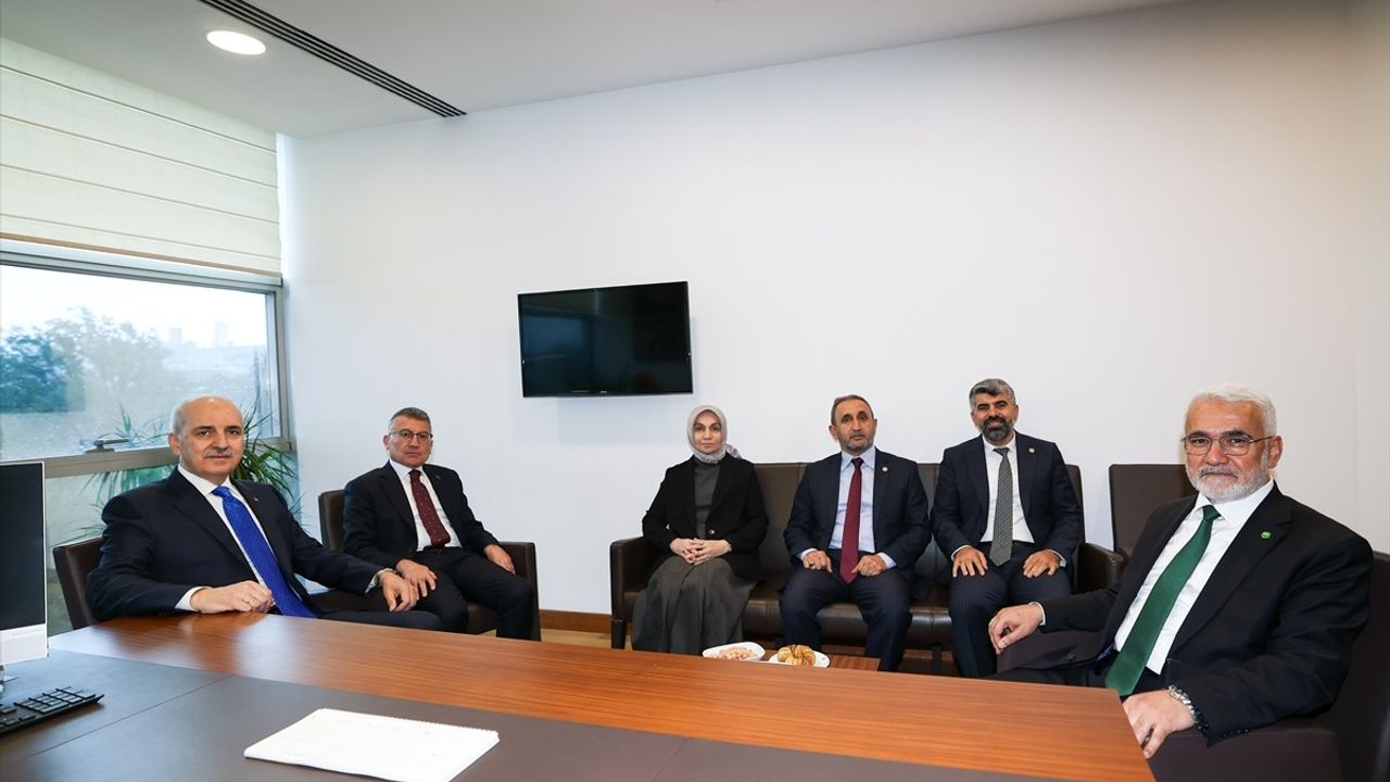 TBMM Başkanı Kurtulmuş'tan HÜDA PAR Genel Başkanı'na Ziyaret