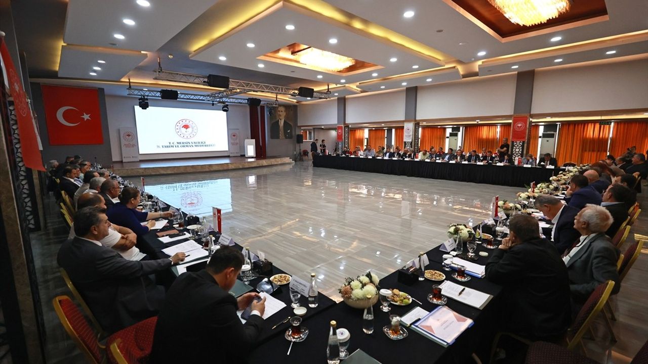 TBMM Zirai Don Komisyonu Mersin'deki Narenciye Bahçelerini İnceledi
