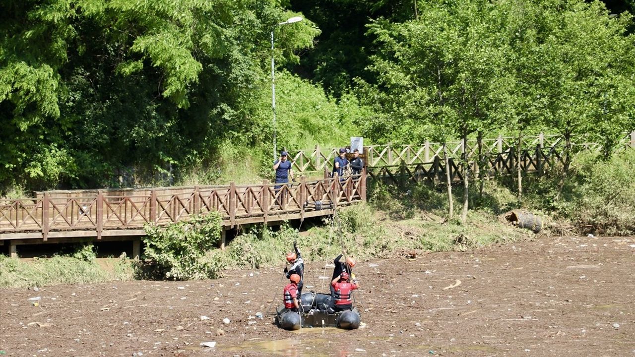 Trabzon'da Kaybolan Kişi İçin Arama Çalışmaları Devam Ediyor