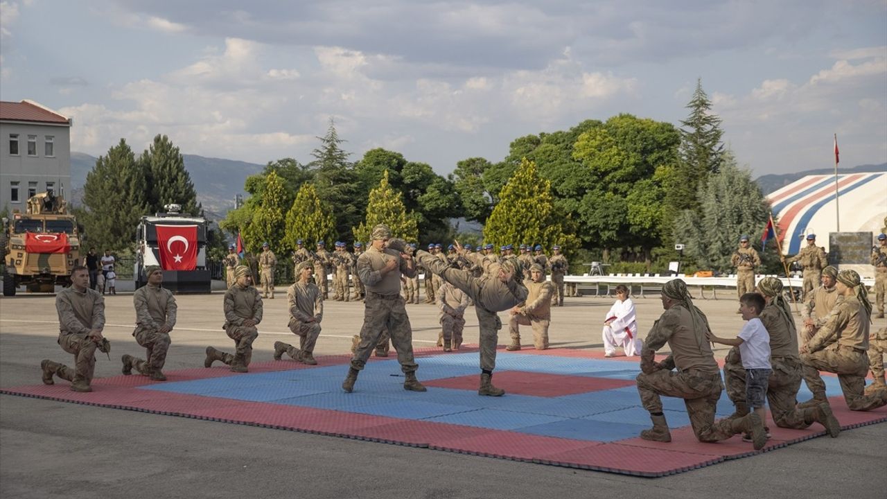 Tunceli'de Jandarma Teşkilatının 186. Yıldönümü Kutlandı