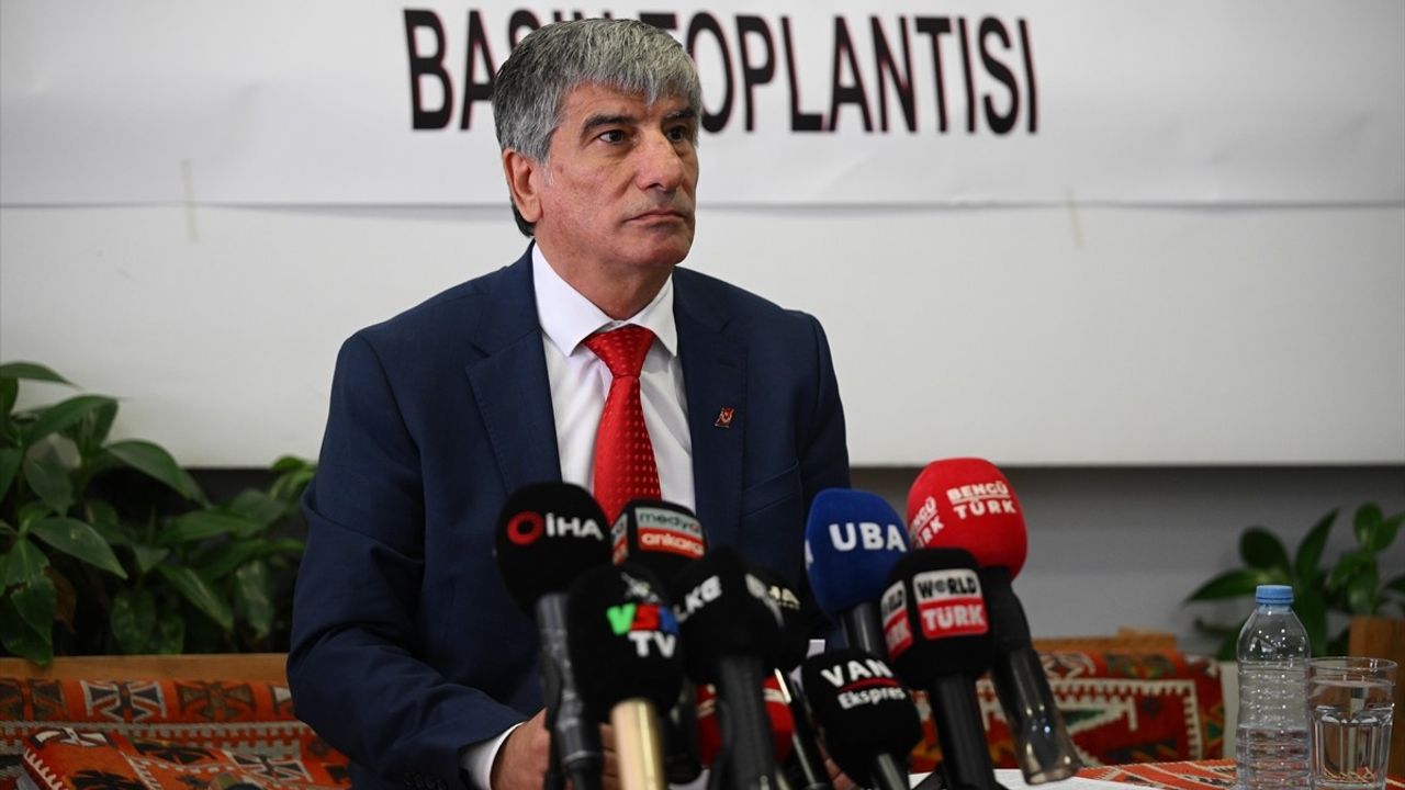 Turgut Lenk'ten Vanspor FK'ya Başkan Adaylığı Açıklaması