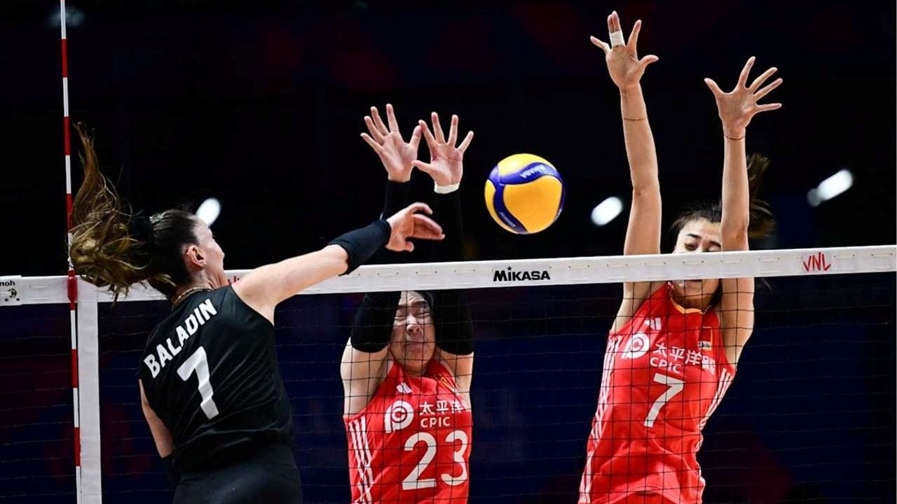 Türkiye A Milli Kadın Voleybol Takımı Çin'de Başarıyla Dönüyor