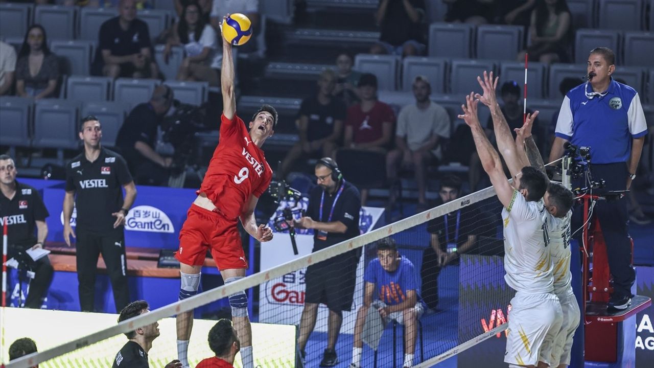 Türkiye, Ukrayna'ya 3-0 Yenildi: FIVB Erkekler Milletler Ligi