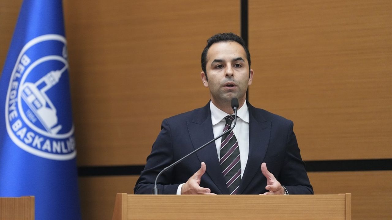 Üsküdar Belediyesi'nde Türk Dünyası Belediyeler Birliği Tartışması