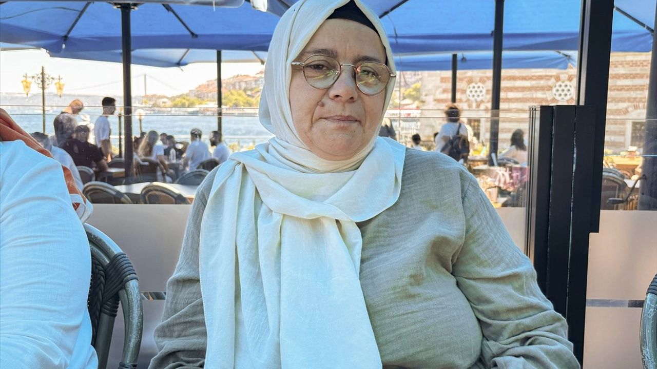 Üsküdar'da Kanserle Mücadele Etkinliği Düzenlendi