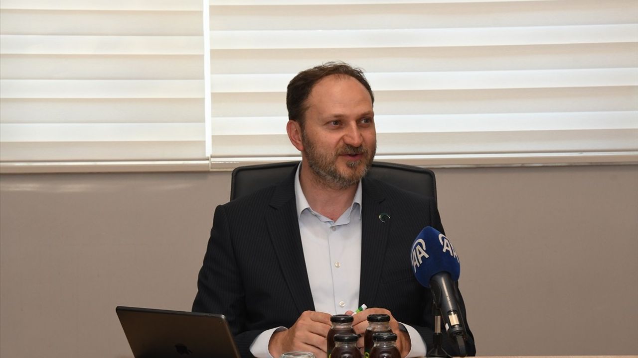 Yeşilay Genel Başkanı Mehmet Dinç, Tütün Bağımlılığına Dikkat Çekti