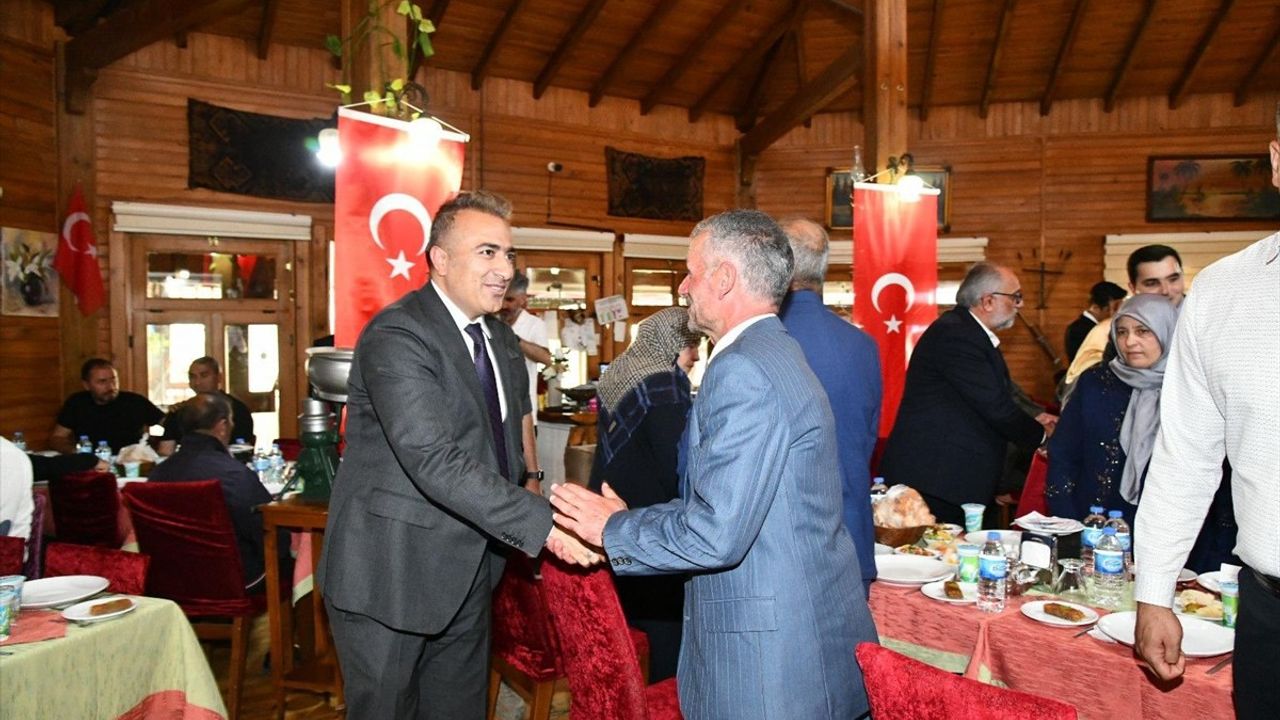 15 Temmuz İçin Şehit ve Gazi Yakınlarına Onur Yemeği