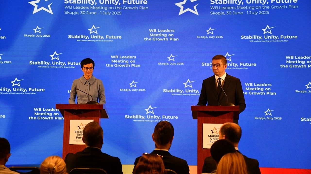 AB'nin Farklılıklar Üzerine İnşası: Kos ve Mickoski'den Önemli Açıklamalar