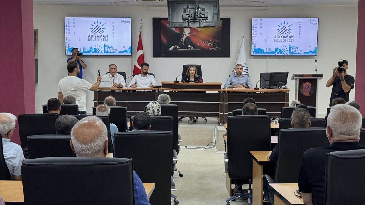 Adıyaman Belediyesi Başkan Vekili Seçimi: CHP'li Ufuk Bayır