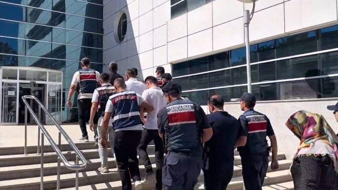 Adıyaman'da Geniş Çaplı Dolandırıcılık Operasyonu