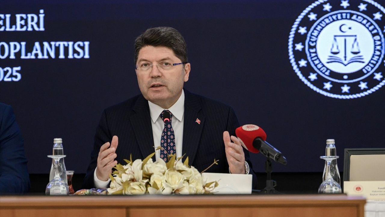 Aile Mahkemeleri Değerlendirme Toplantısı Yapıldı