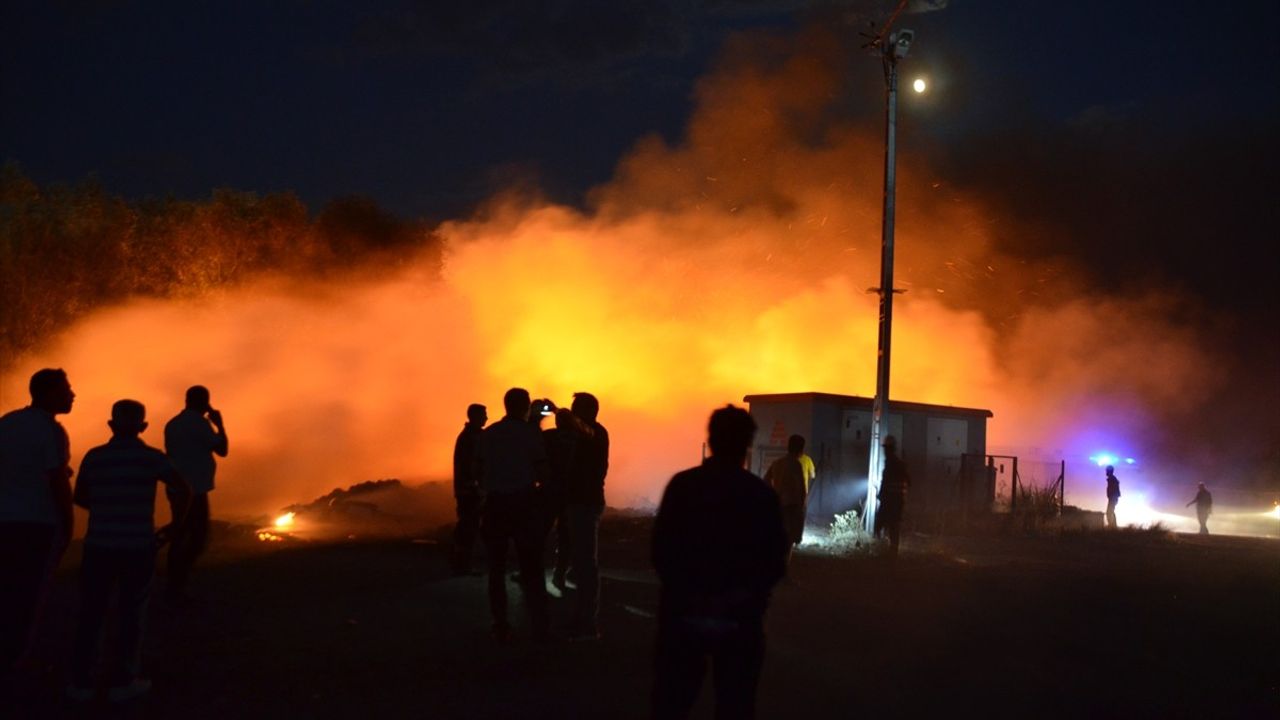 Ankara'da Eski Çöp Dökme Sahasında Yangın Kontrol Altına Alındı